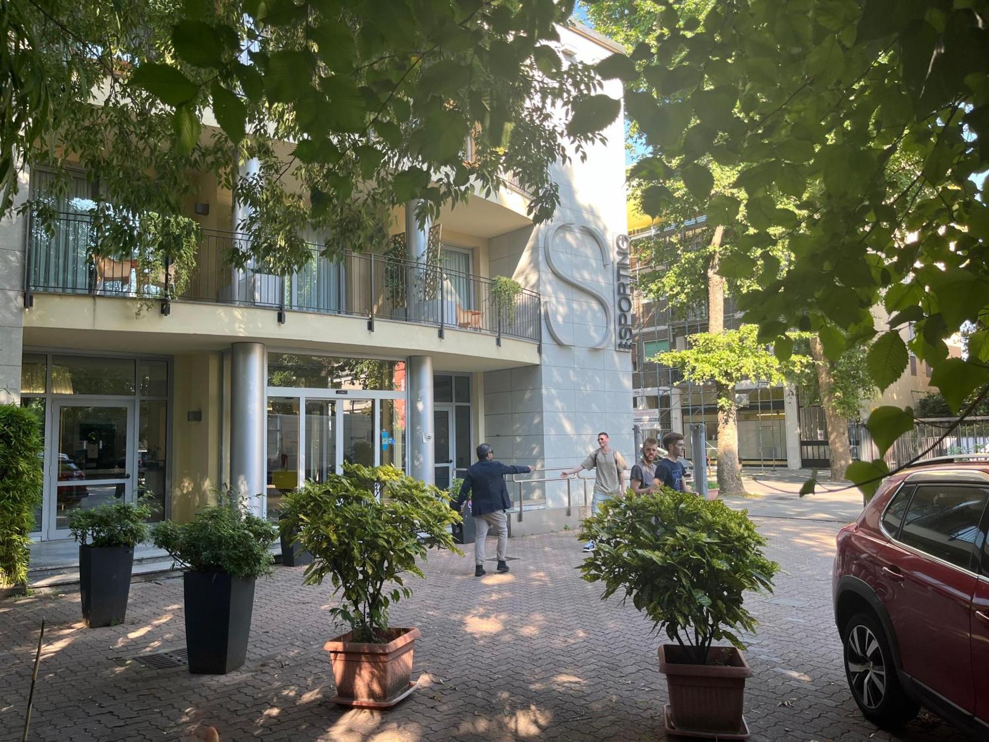 Hotel Sporting Brugherio Exterior foto